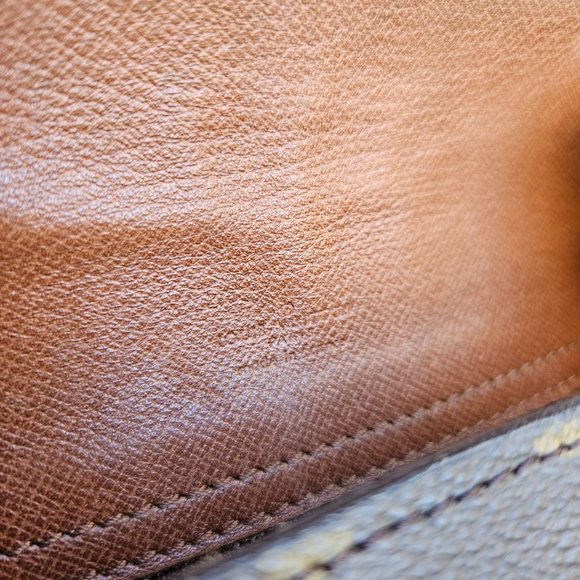 LOUIS VUITTON mini crossbody SAINT CLOUD MM - Picture 13 of 14